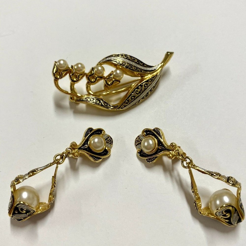 Vintage Damacsene Brooch And Clip On Earrings